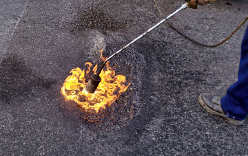 Ickleford flat roofing repairs